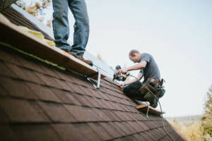 Local Roofers in W Lakeland, MN